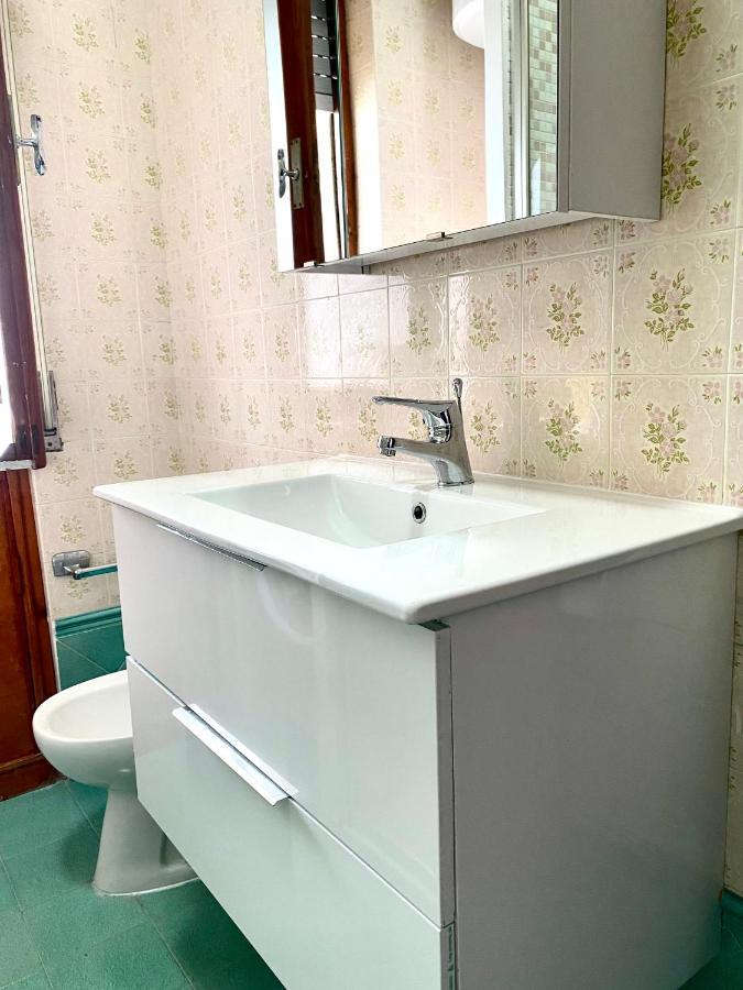Ischia - Panoramic Apartment On The Sea Lacco Ameno  المظهر الخارجي الصورة